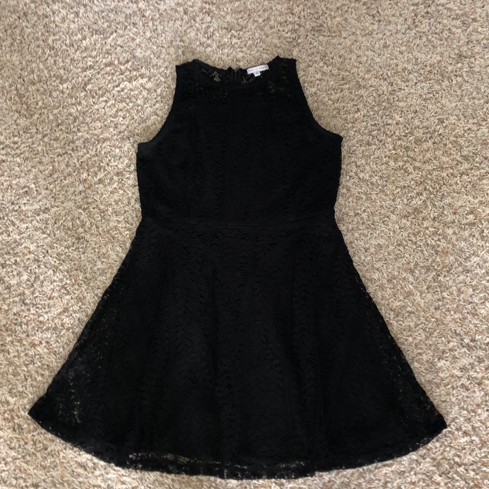 Black lace dress